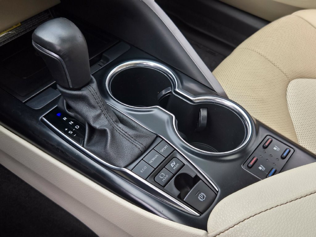 Used 2020 Toyota Camry XLE w/ Driver Assist Package FWD image 20