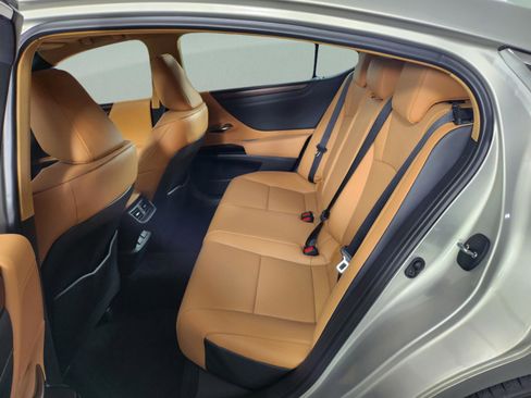 New 2025 Lexus ES 350 w/ Premium Package image 29