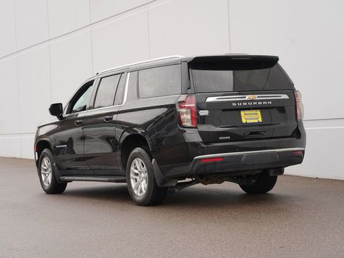 Used 2022 Chevrolet Suburban LS w/ Max Trailering Package AWD/4WD image 5