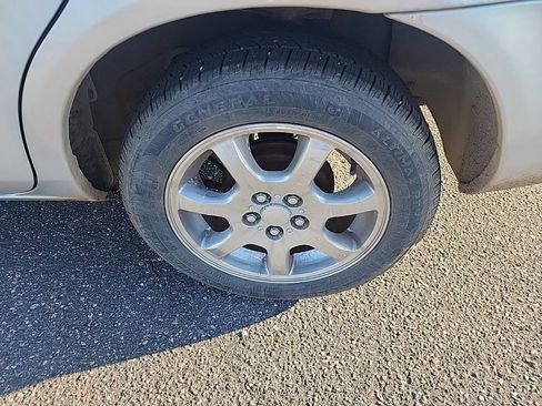 Used 2005 Dodge Neon SXT w/ Sport Appearance Group FWD image 4