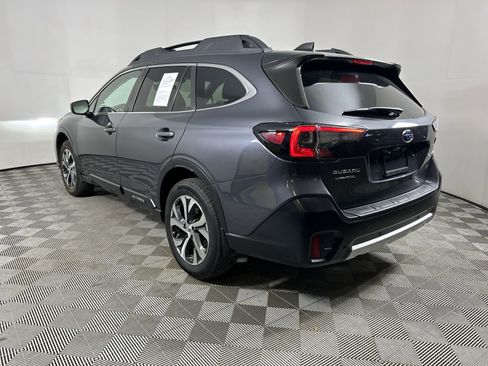 Used 2020 Subaru Outback Limited w/ Popular Package #2 AWD/4WD image 8