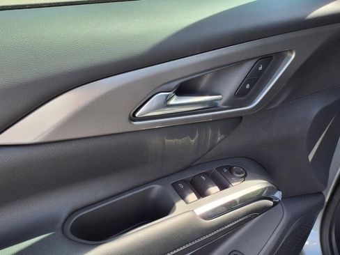 New 2026 Chevrolet Traverse LT w/ LPO, Floor Liner Package image 11