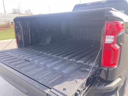 Used 2024 Chevrolet Silverado 1500 High Country w/ High Country Premium Package image 15