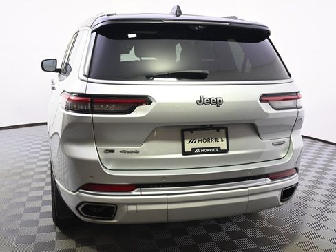 Used 2023 Jeep Grand Cherokee L Summit image 4