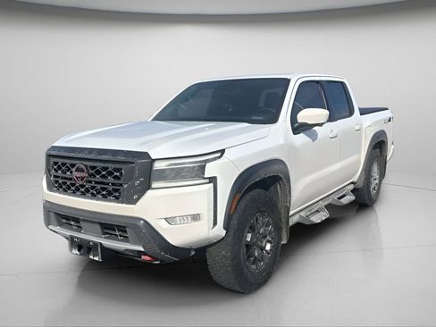 Used 2023 Nissan Frontier PRO-4X w/ Pro-4X Premium Package image 9