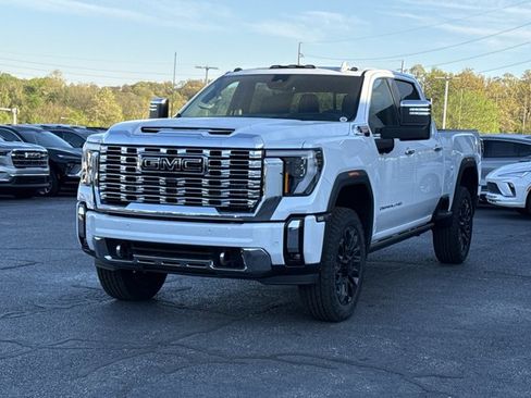 New 2026 GMC Sierra 2500 Denali w/ Denali Reserve Package AWD/4WD image 12