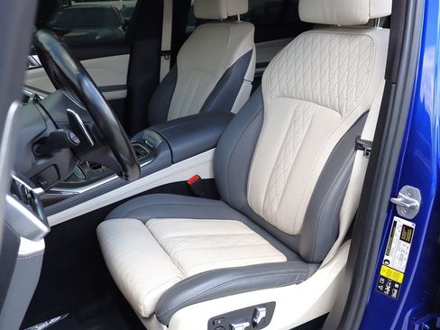 Used 2023 BMW X7 M60i w/ Executive Package AWD/4WD image 21