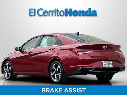 Used 2023 Hyundai Elantra Limited FWD image 5