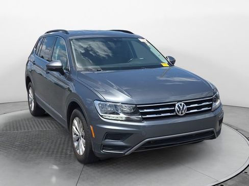 Used 2018 Volkswagen Tiguan SE w/ 3rd Row Seat Package AWD/4WD image 7