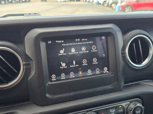 Used 2021 Jeep Wrangler Unlimited Sahara w/ Cold Weather Group AWD/4WD image 22