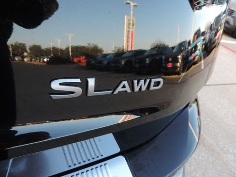 Used 2025 Nissan Rogue SL image 19