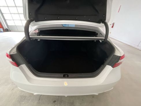 Used 2020 Toyota Camry SE w/ Carpet Mat Package FWD image 23