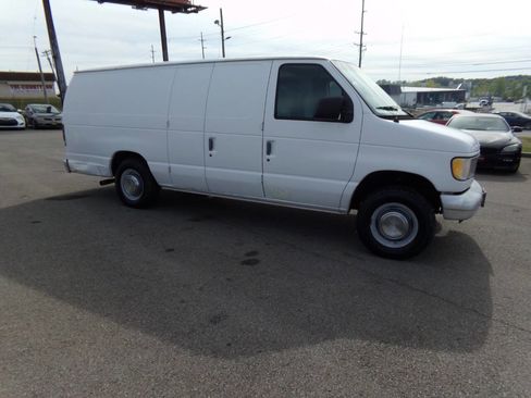 Used 1995 Ford E-250 and Econoline 250 Super image 6