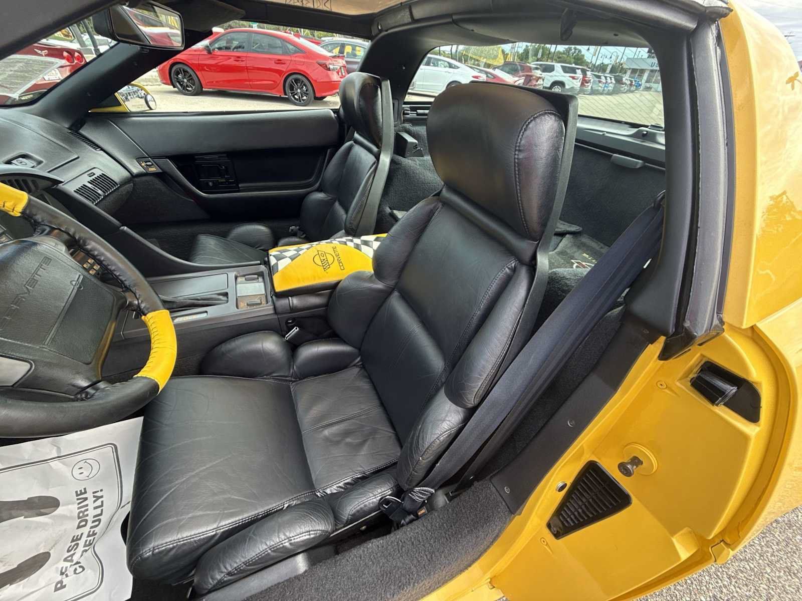 Used 1991 Chevrolet Corvette Coupe RWD image 17