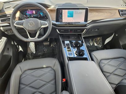 New 2025 Volkswagen Atlas SE