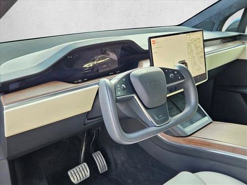 Used 2022 Tesla Model X AWD/4WD image 10