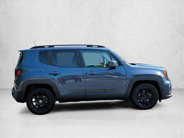 Used 2020 Jeep Renegade Latitude FWD image 4