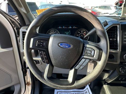 Used 2015 Ford F150 XLT image 13