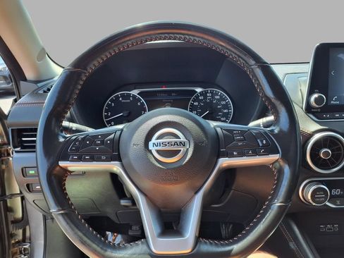 Used 2022 Nissan Sentra SR w/ Electronics Package FWD image 12