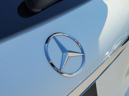 Used 2022 Mercedes-Benz GLE 350 4MATIC image 7