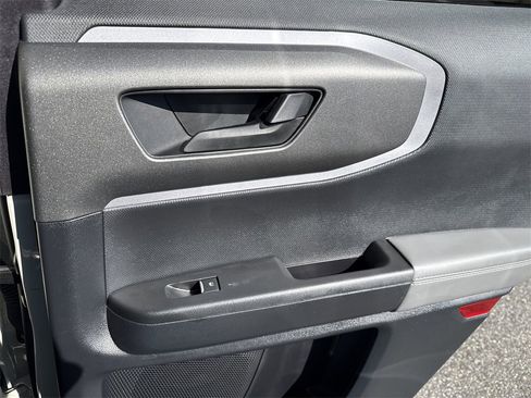 Used 2025 Ford Bronco Sport Badlands image 16