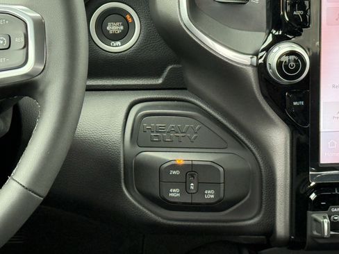 New 2026 RAM 2500 Laramie w/ Night Edition AWD/4WD image 15