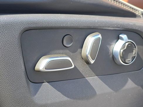 Used 2023 GMC Sierra 1500 Denali Ultimate AWD/4WD image 65