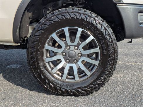 Used 2019 Ford Ranger Lariat w/ Equipment Group 501A Mid image 11