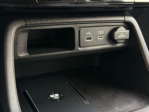 Used 2023 Honda Pilot EX-L image 31