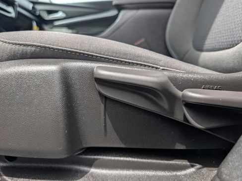 Used 2023 Chevrolet Bolt EUV LT w/ Driver Confidence Package FWD image 15