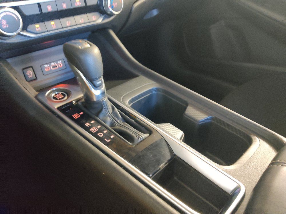 Used 2024 Nissan Sentra SV FWD image 26