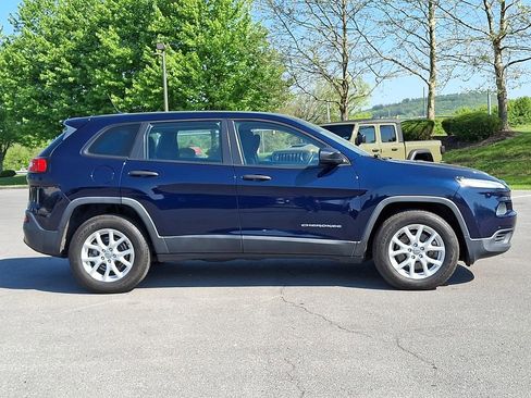 Used 2014 Jeep Cherokee Sport AWD/4WD image 10