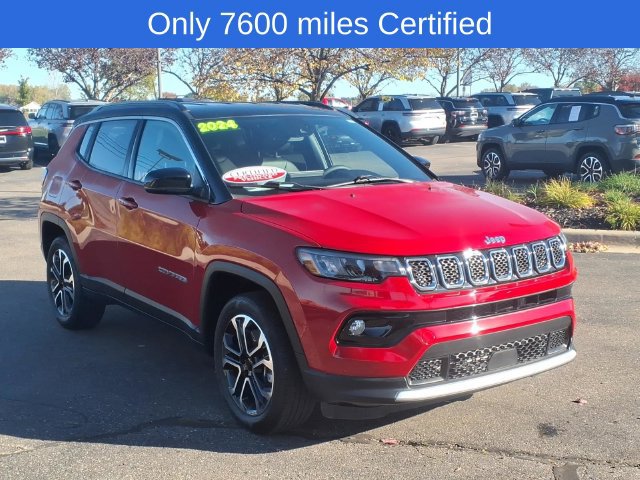 Certified 2024 Jeep Compass Limited AWD/4WD image 3