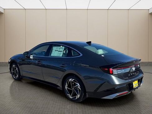 New 2026 Hyundai Sonata SEL image 4