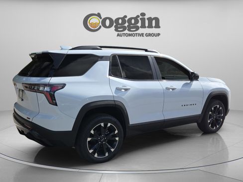 New 2026 Chevrolet Equinox RS w/ Safety and Technology Package FWD image 5