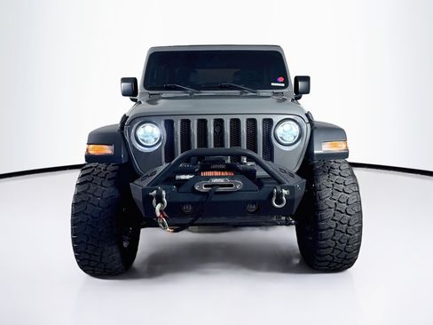Used 2018 Jeep Wrangler Unlimited Sport S AWD/4WD image 3