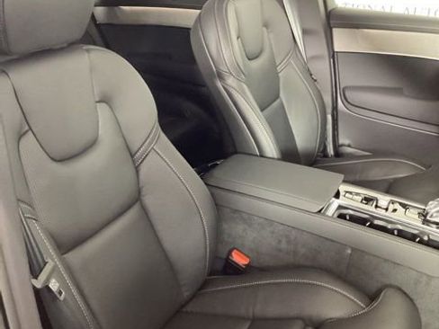 New 2026 Volvo XC90 T8 Ultra w/ Protection Package image 12