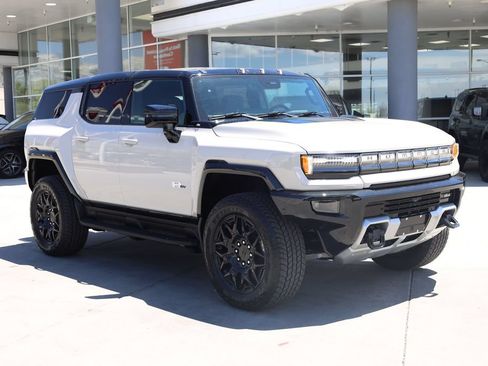 New 2026 GMC Hummer EV SUV AWD/4WD image 8