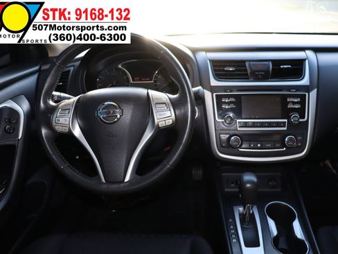 Used 2017 Nissan Altima 2.5 SV image 16