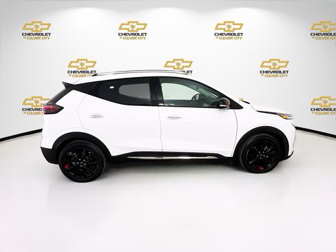 Used 2023 Chevrolet Bolt EUV Premier w/ Sun & Sound Package image 29