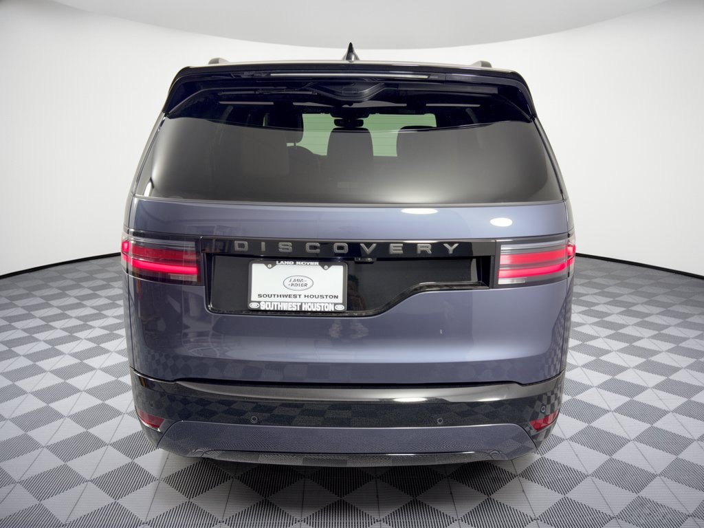 Used 2026 Land Rover Discovery Dynamic SE AWD/4WD image 11