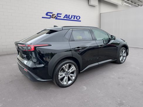 Used 2023 Subaru Solterra AWD image 4
