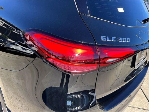 Used 2025 Mercedes-Benz GLC 300 GLC 300 image 29