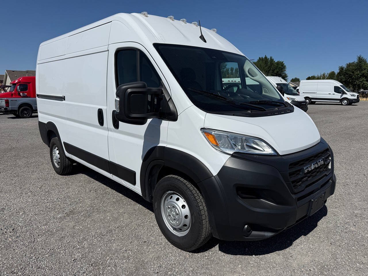 Used 2023 RAM ProMaster 1500 FWD image 1