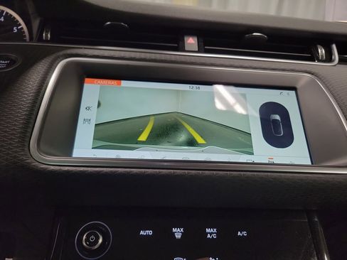 Used 2020 Land Rover Range Rover Evoque S image 17