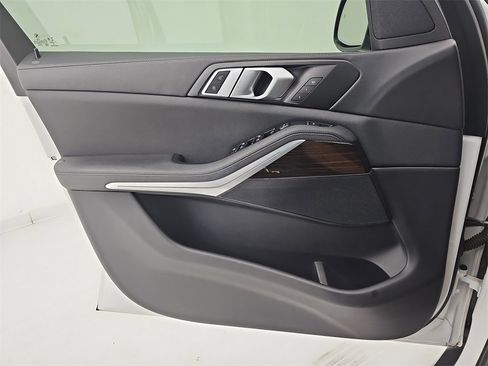 Used 2019 BMW X5 xDrive40i w/ Premium Package 2 image 40