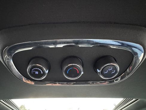 Used 2019 Dodge Durango R/T image 18