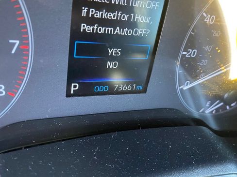 Used 2024 Toyota Corolla Cross AWD Hybrid image 5