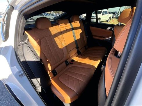 Used 2023 BMW X6 xDrive40i image 38