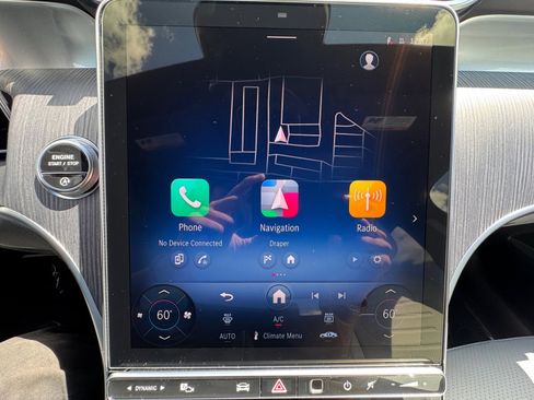 Used 2026 Mercedes-Benz GLC 300 4MATIC image 12